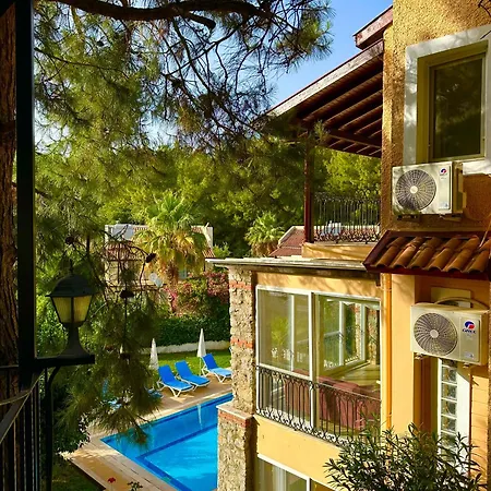 Private Among Trees, With A Private Pool Отель *